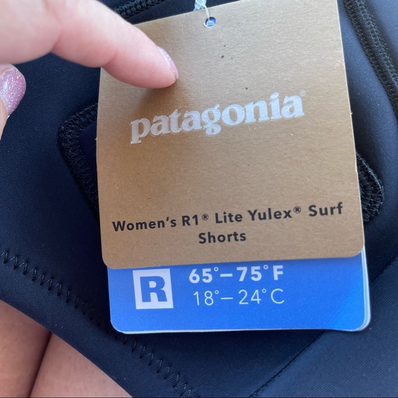 NWT Patagonia R1Lite Yule surf black shorts 6 - Picture 9 of 13